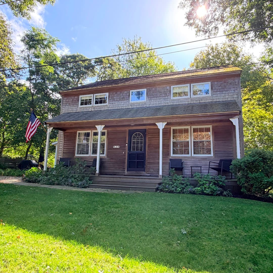 39 Chickawaukee Street