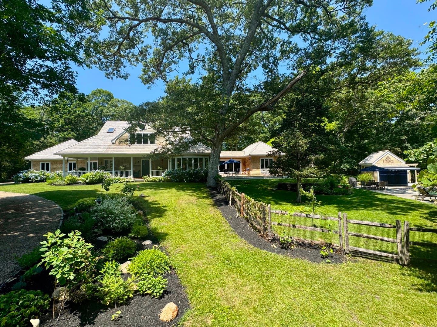 64 Christiantown Rd