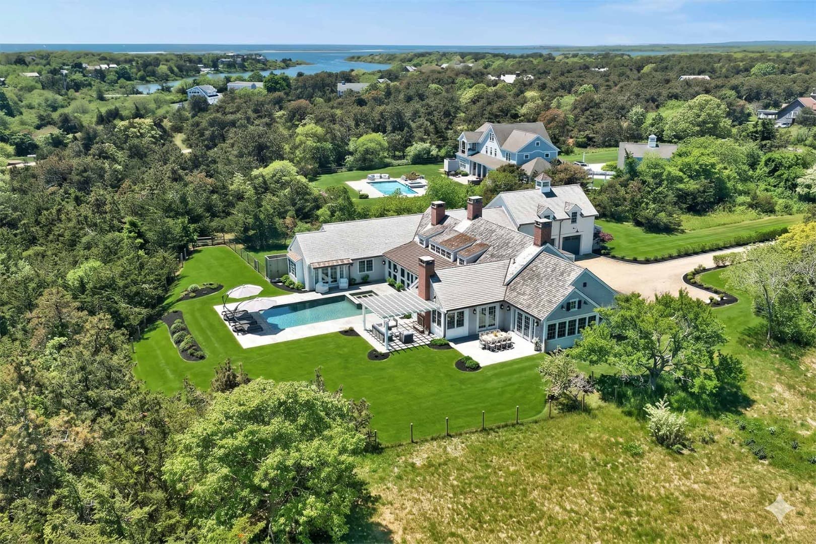 29 Slough Cove Road