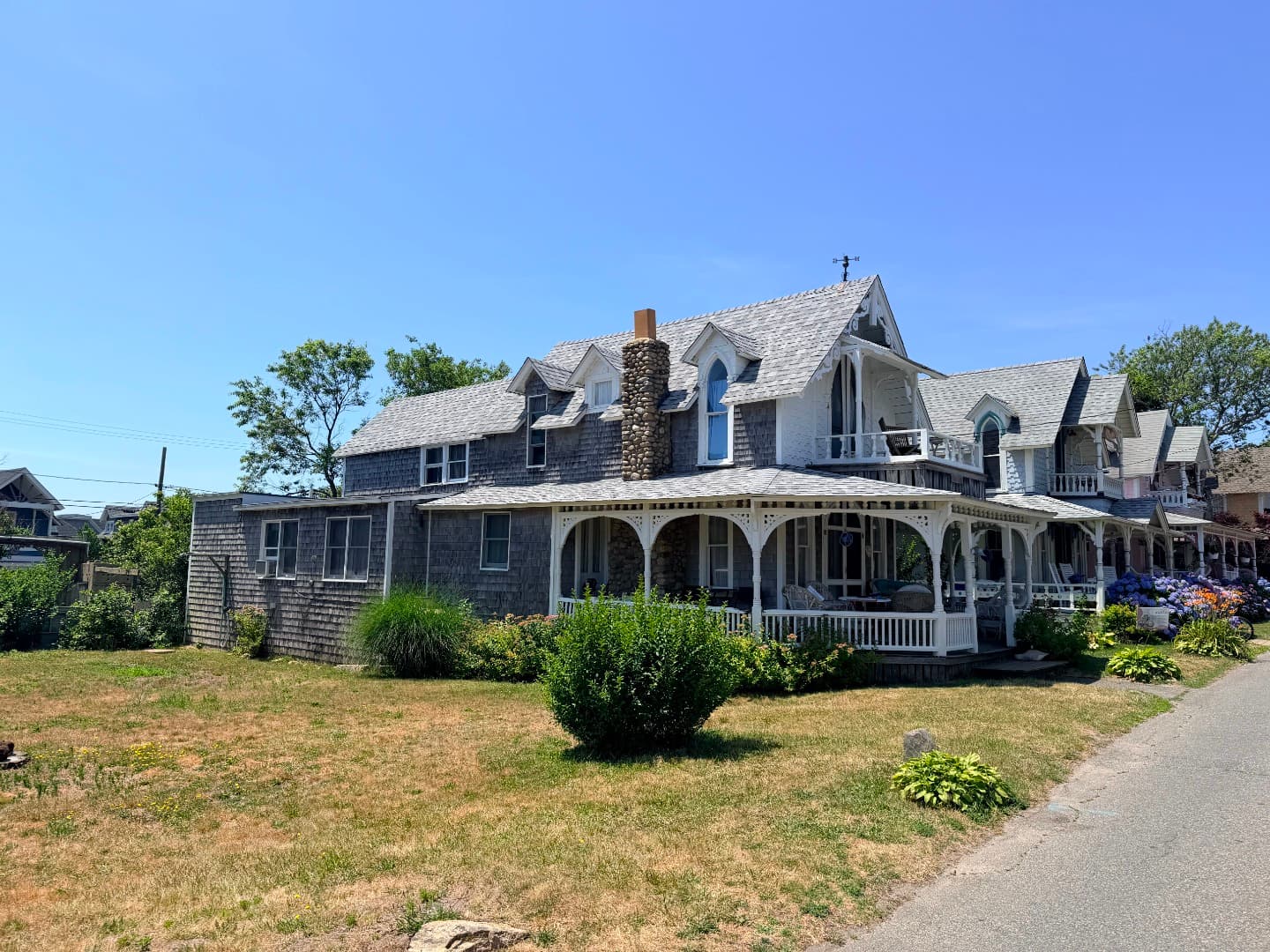 8 Pequot Avenue