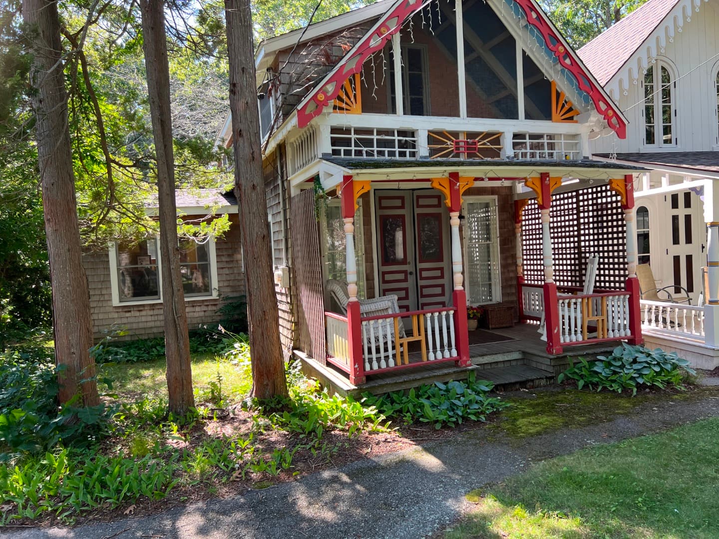 10 Forest Circle